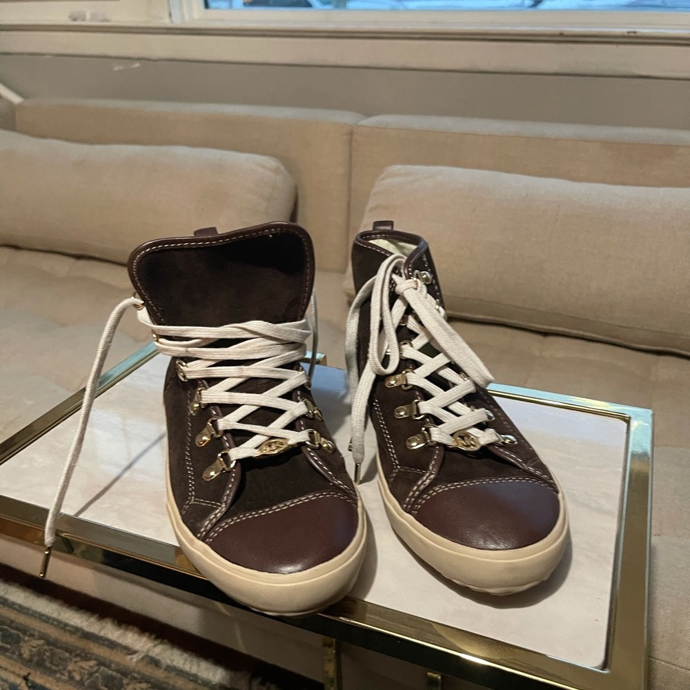 Michael Kors sneaker brown size 9